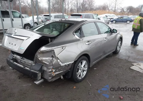 2013 Nissan Altima 2.5 Sv z USA, uszkodzony, nr VIN 1N4AL3AP3DC196390